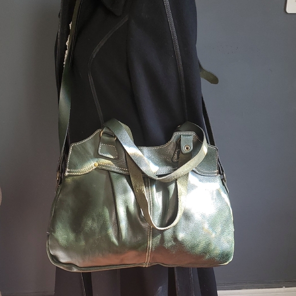 Patricia Nash Handbags - Patricia Nash Green Leather  Shoulder Bag with Ajustable Crossbody Straps